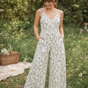 DIP Linen Blend Floral Jumpsuit Size 6 Cottagecore Wide Leg Pockets